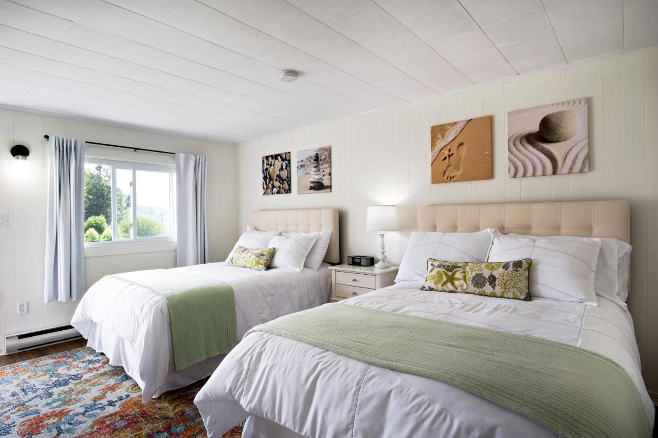 Friars Bay Inn & Cottages Welshpool Стая снимка